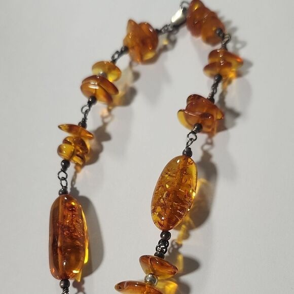 Elegant Amber and Sterling Silver Necklace 925 - Picture 4 of 5